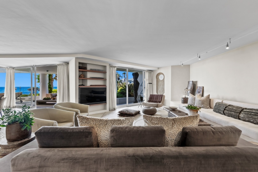To Let 3 Bedroom Property for Rent in Bantry Bay Western Cape